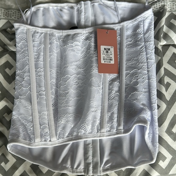 White strapless corset top - Picture 4 of 4